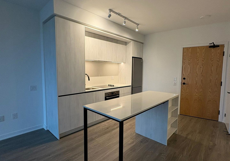 2495-eglinton-avenue-w-mississauga-ontario-w12486704