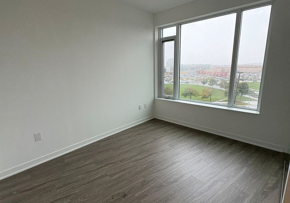 2495-eglinton-avenue-w-mississauga-ontario-w12486704