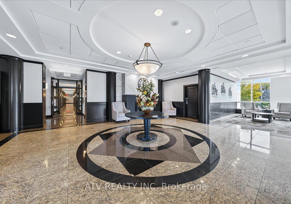 1403-royal-york-road-etobicoke-ontario-w12486820