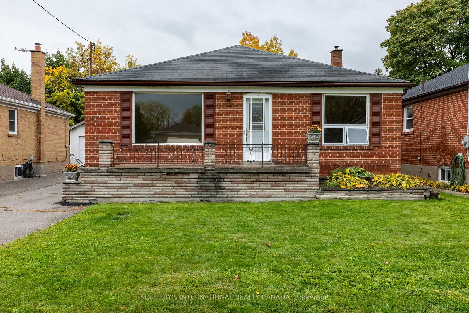 123-redwater-drive-etobicoke-ontario-w12487096