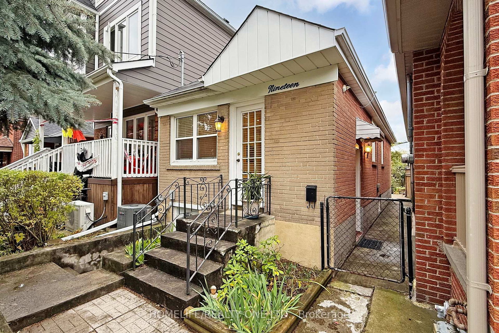 19-morland-road-toronto-ontario-w12487416