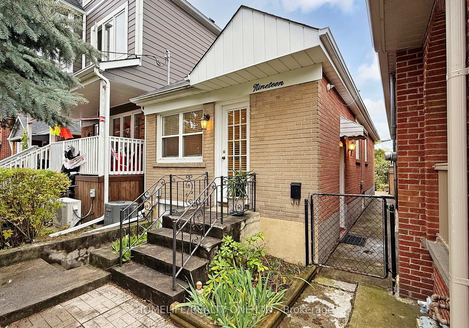 19-morland-road-toronto-ontario-w12487416