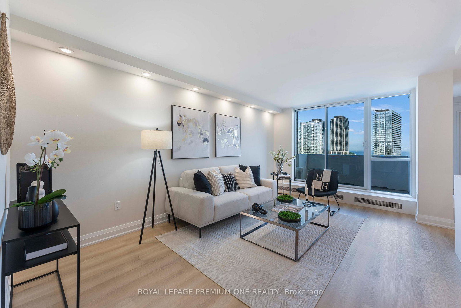 60-southport-street-toronto-ontario-w12487536
