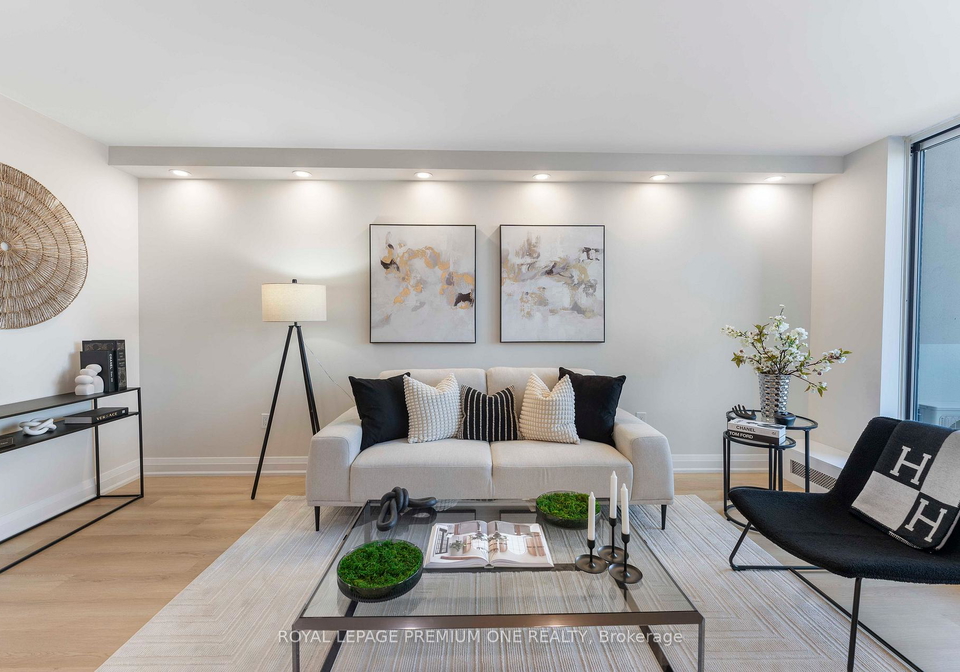 60-southport-street-toronto-ontario-w12487536