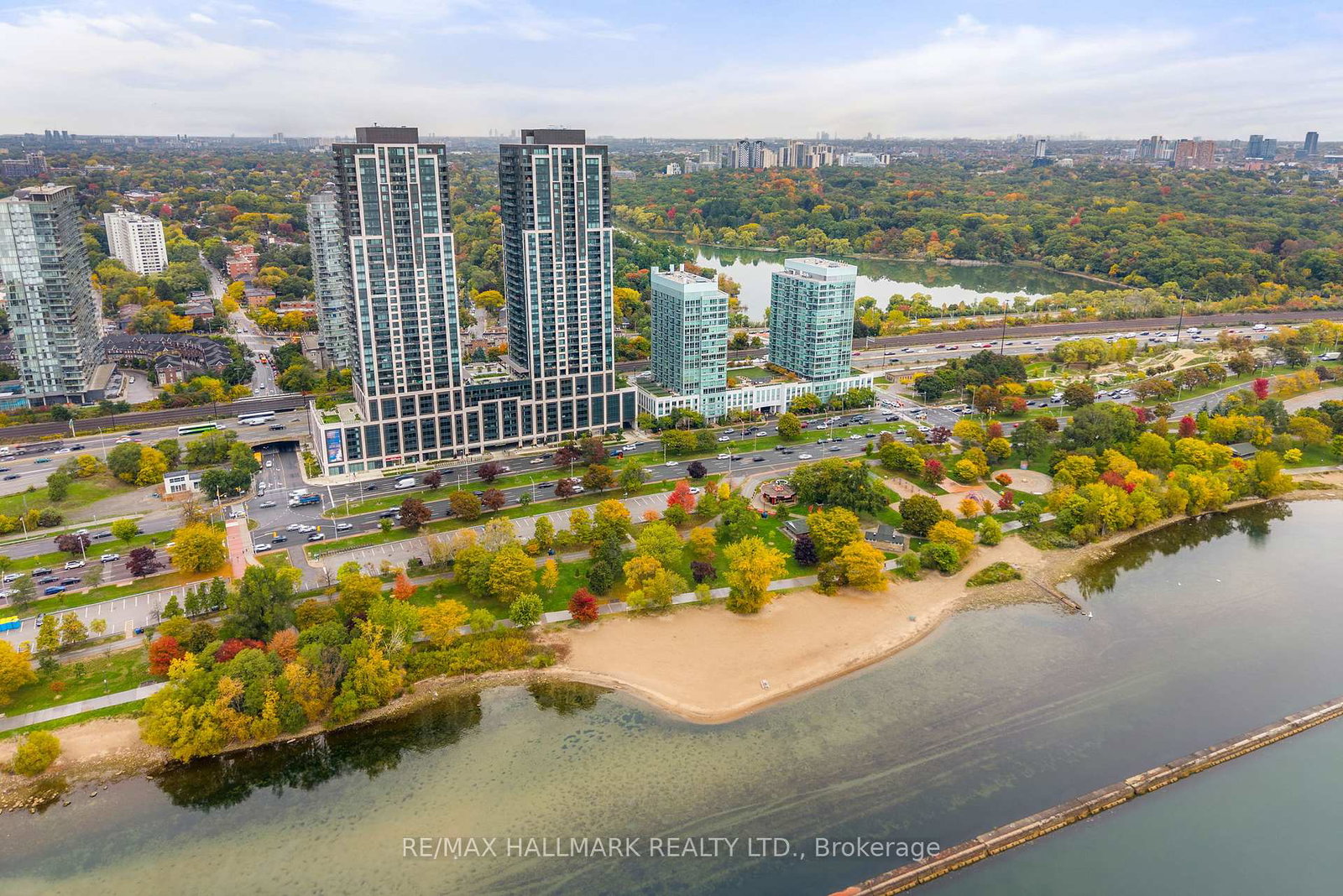 1928-lakeshore-boulevard-w-toronto-ontario-w12488074
