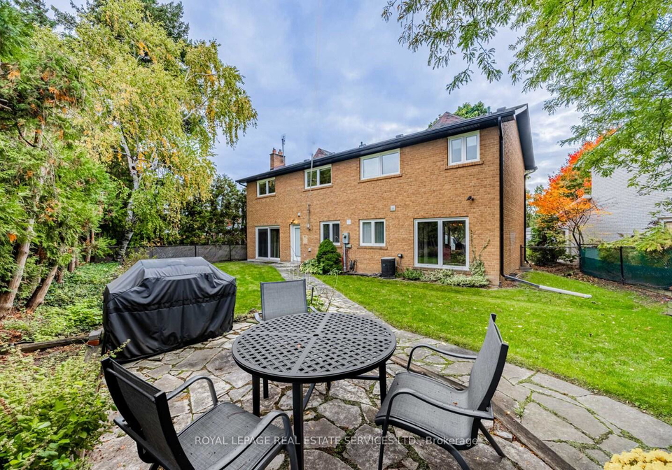 5-harrowby-court-etobicoke-ontario-w12488370