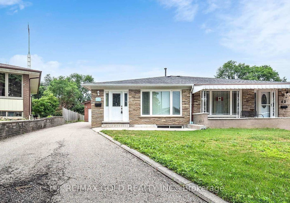 44-chatsworth-drive-brampton-ontario-w12488594