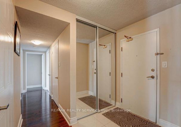 350-webb-drive-mississauga-ontario-w12488620
