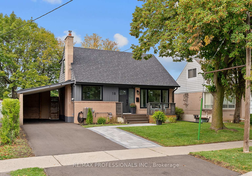 18-lavington-drive-etobicoke-ontario-w12488680