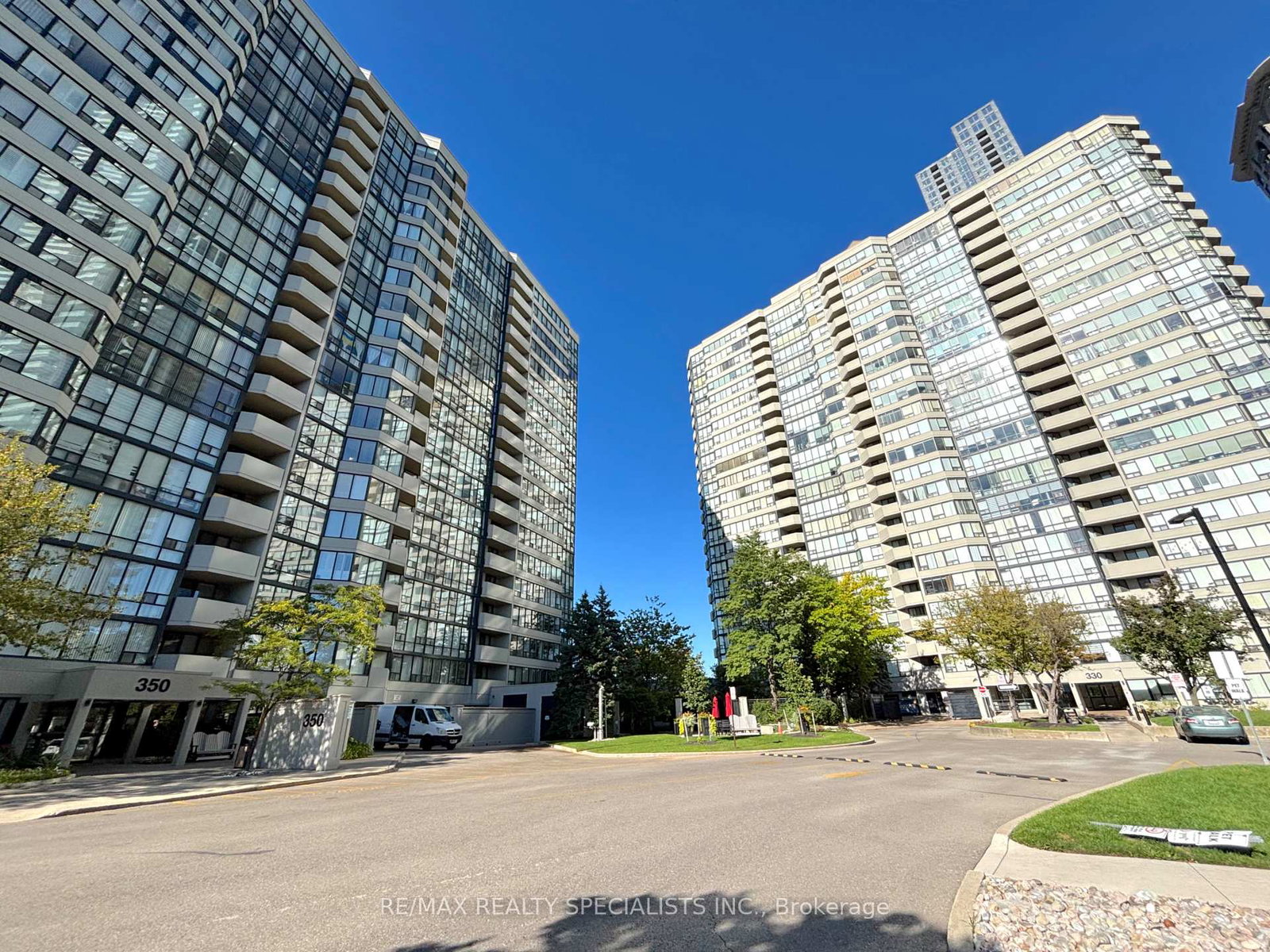 330-rathburn-road-w-mississauga-ontario-w12489006