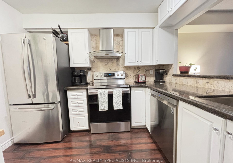 330-rathburn-road-w-mississauga-ontario-w12489006