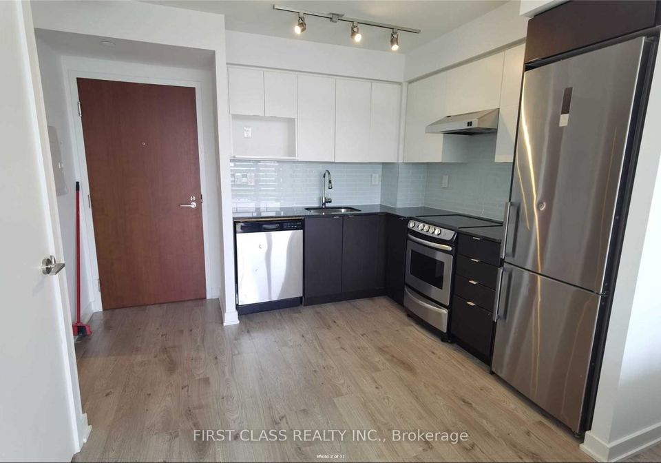 160-flemington-road-north-york-ontario-w12489234
