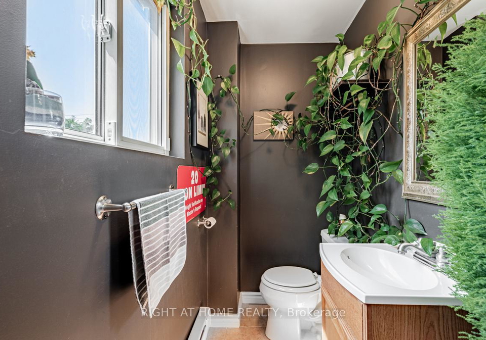 136-avon-avenue-toronto-ontario-w12489372