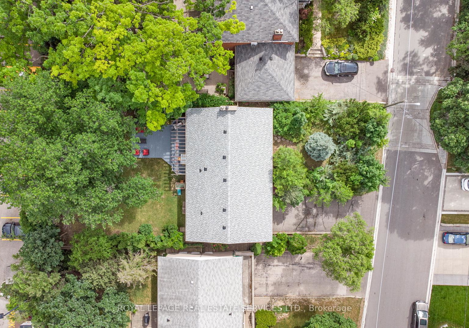 10-greenbrook-drive-north-york-ontario-w12489464