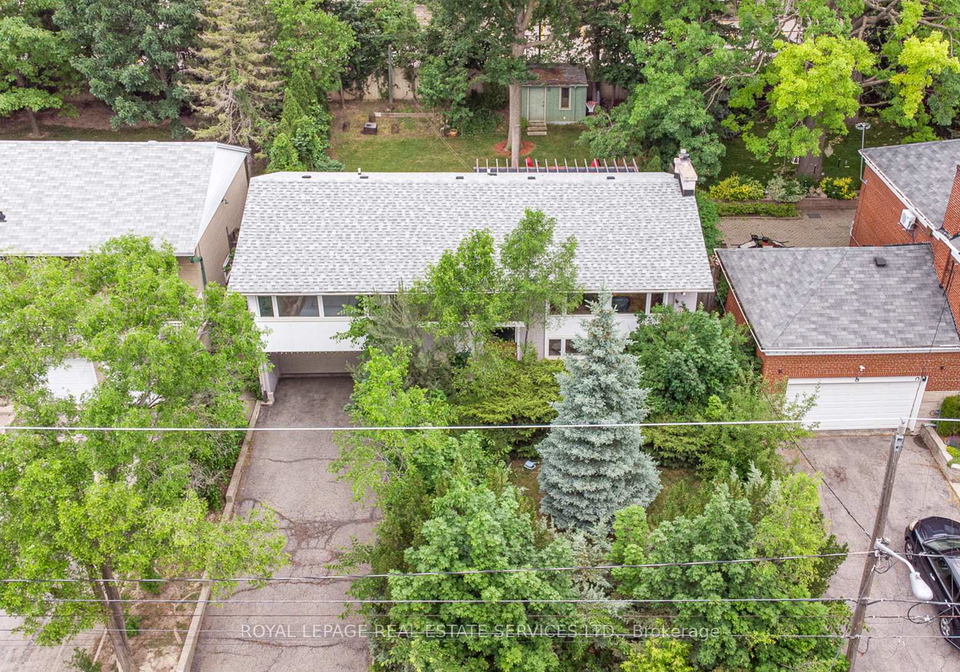 10-greenbrook-drive-north-york-ontario-w12489464