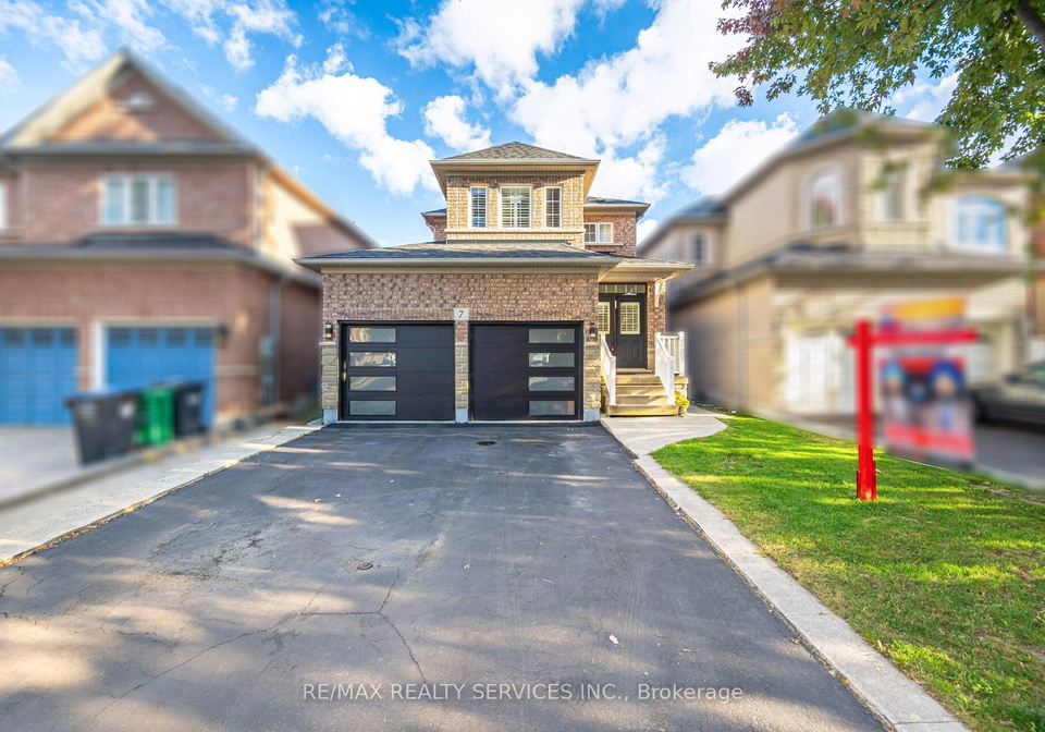7-blue-diamond-drive-brampton-ontario-w12489712