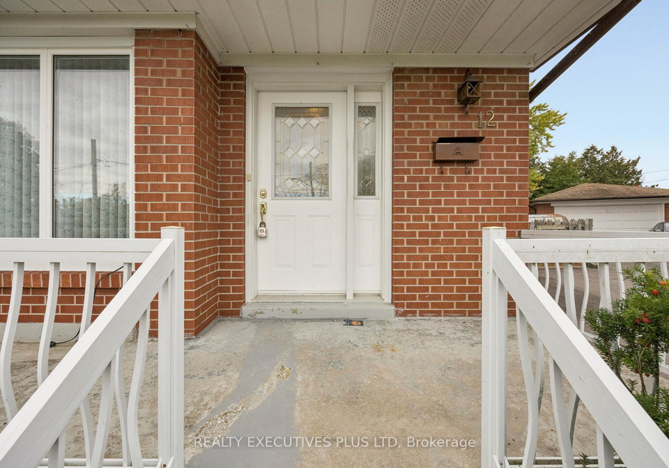 12-bemberg-court-etobicoke-ontario-w12489922