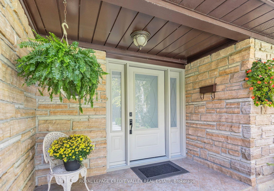 9-norval-crescent-brampton-ontario-w12490194
