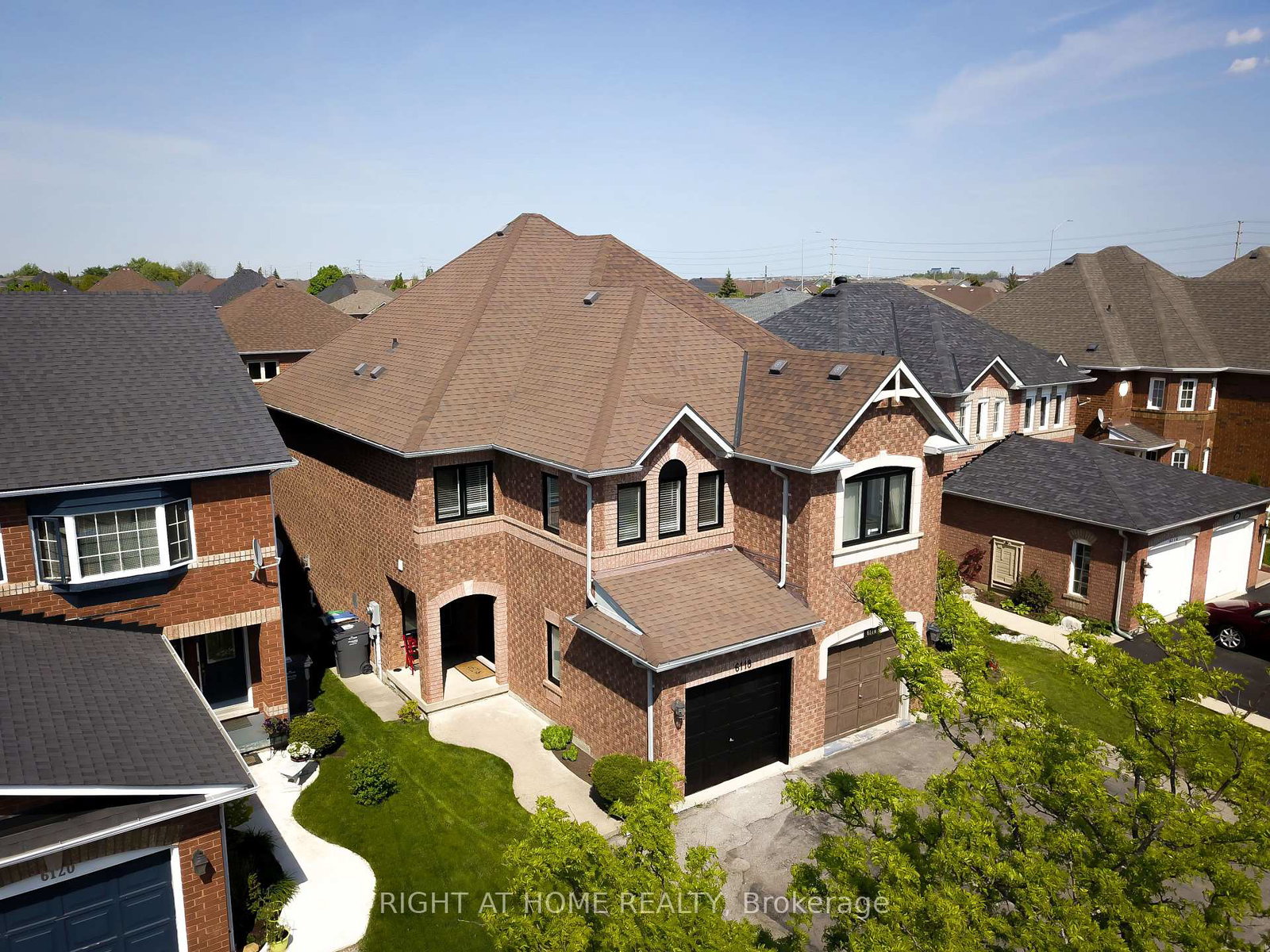 6118-clover-ridge-court-mississauga-ontario-w12490302