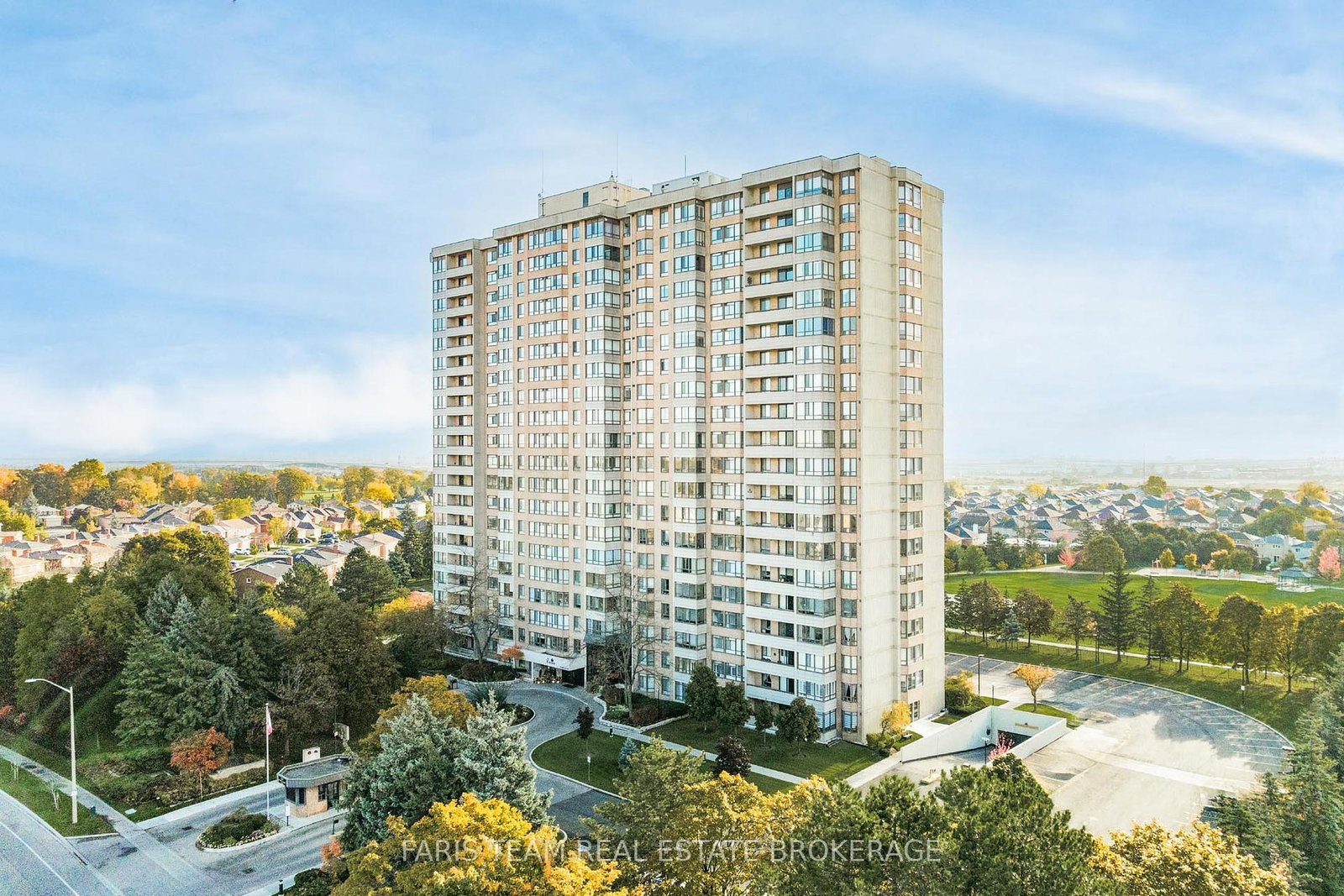 100-county-court-boulevard-brampton-ontario-w12490398