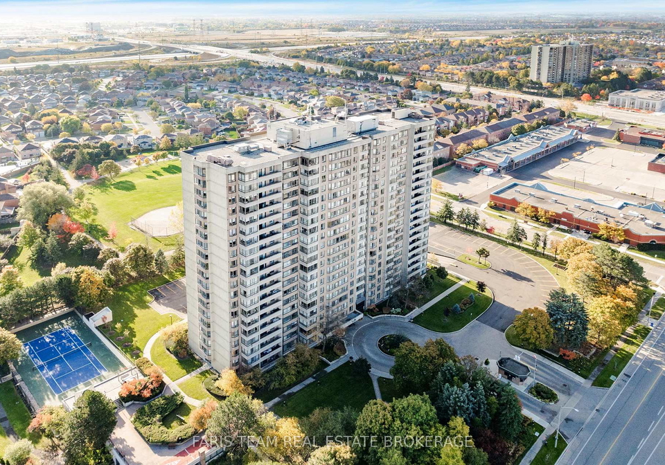 100-county-court-boulevard-brampton-ontario-w12490398