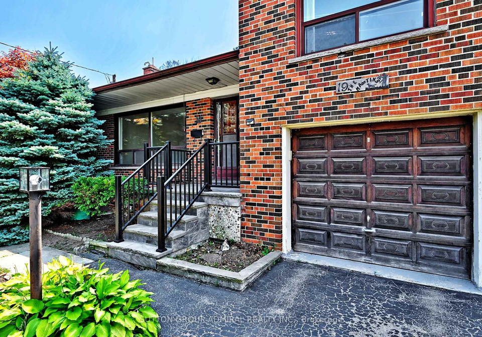 19-skipton-court-york-ontario-w12490412