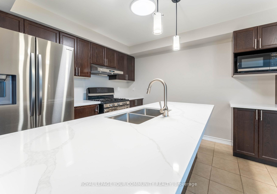 6-bellchase-trail-brampton-ontario-w12490418