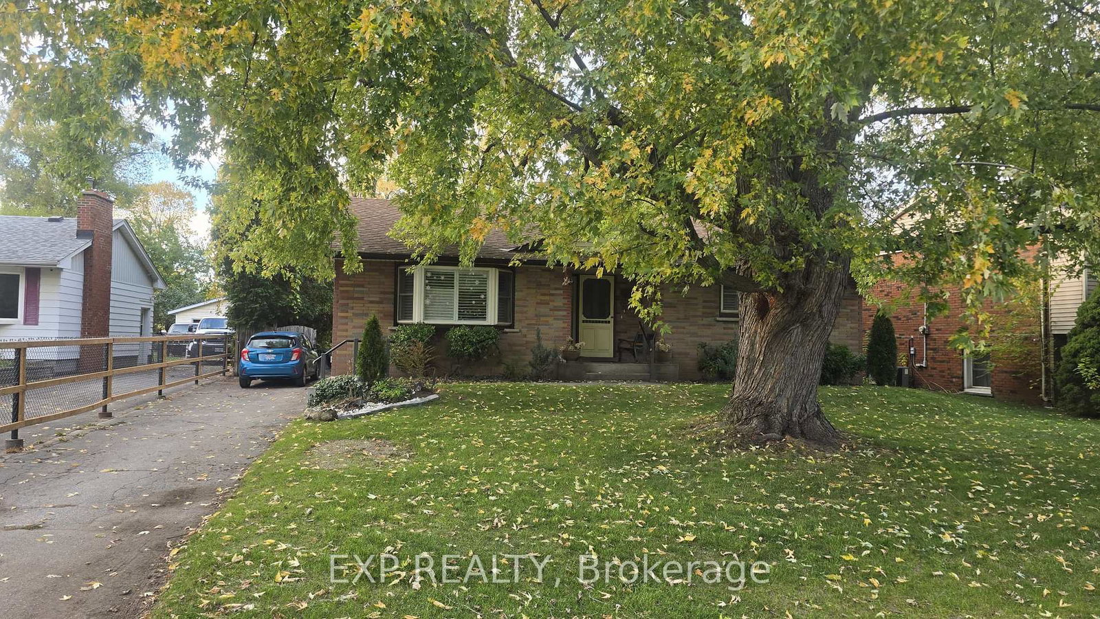 535-enfield-road-burlington-ontario-w12490952