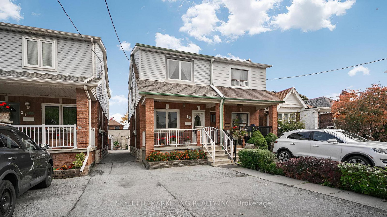 19-miranda-avenue-north-york-ontario-w12491170