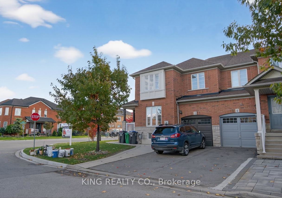 2-snowshoe-lane-brampton-ontario-w12491746