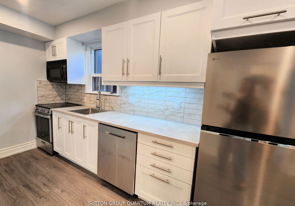 122-newcastle-street-etobicoke-ontario-w12491886