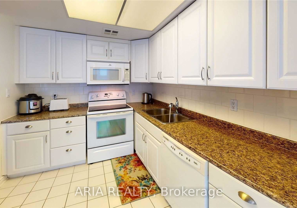 350-webb-drive-mississauga-ontario-w12492028