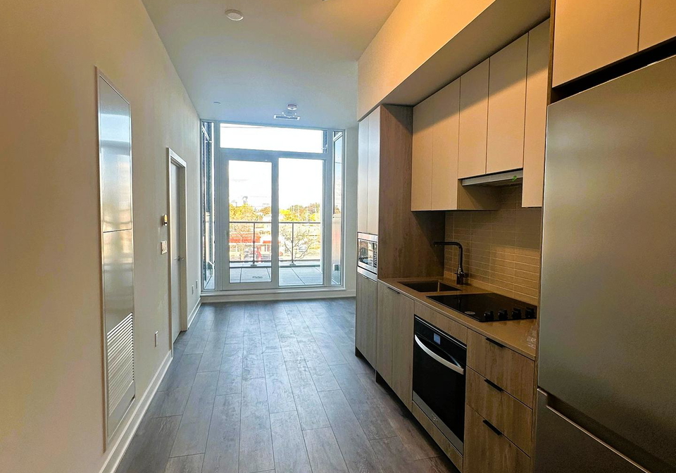 1007-se-the-queensway-w-etobicoke-ontario-w12492032