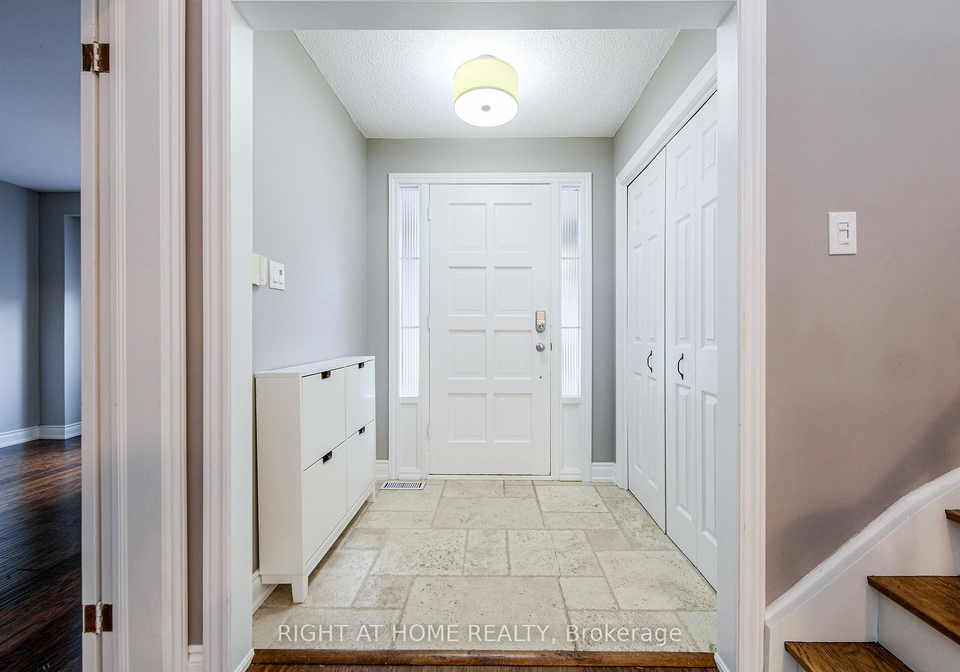 1020-roxborough-drive-oakville-ontario-w12492300