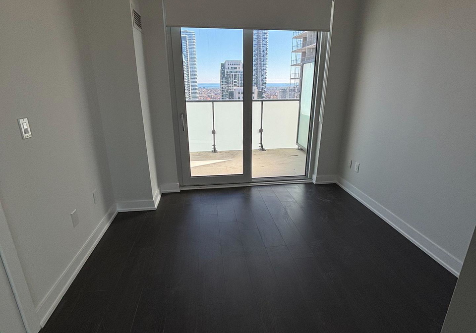 4130-parkside-village-drive-mississauga-ontario-w12492514