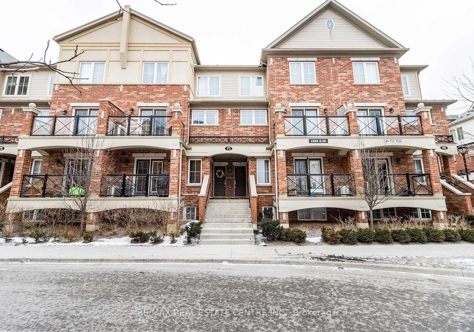 2484-post-road-oakville-ontario-w12492586