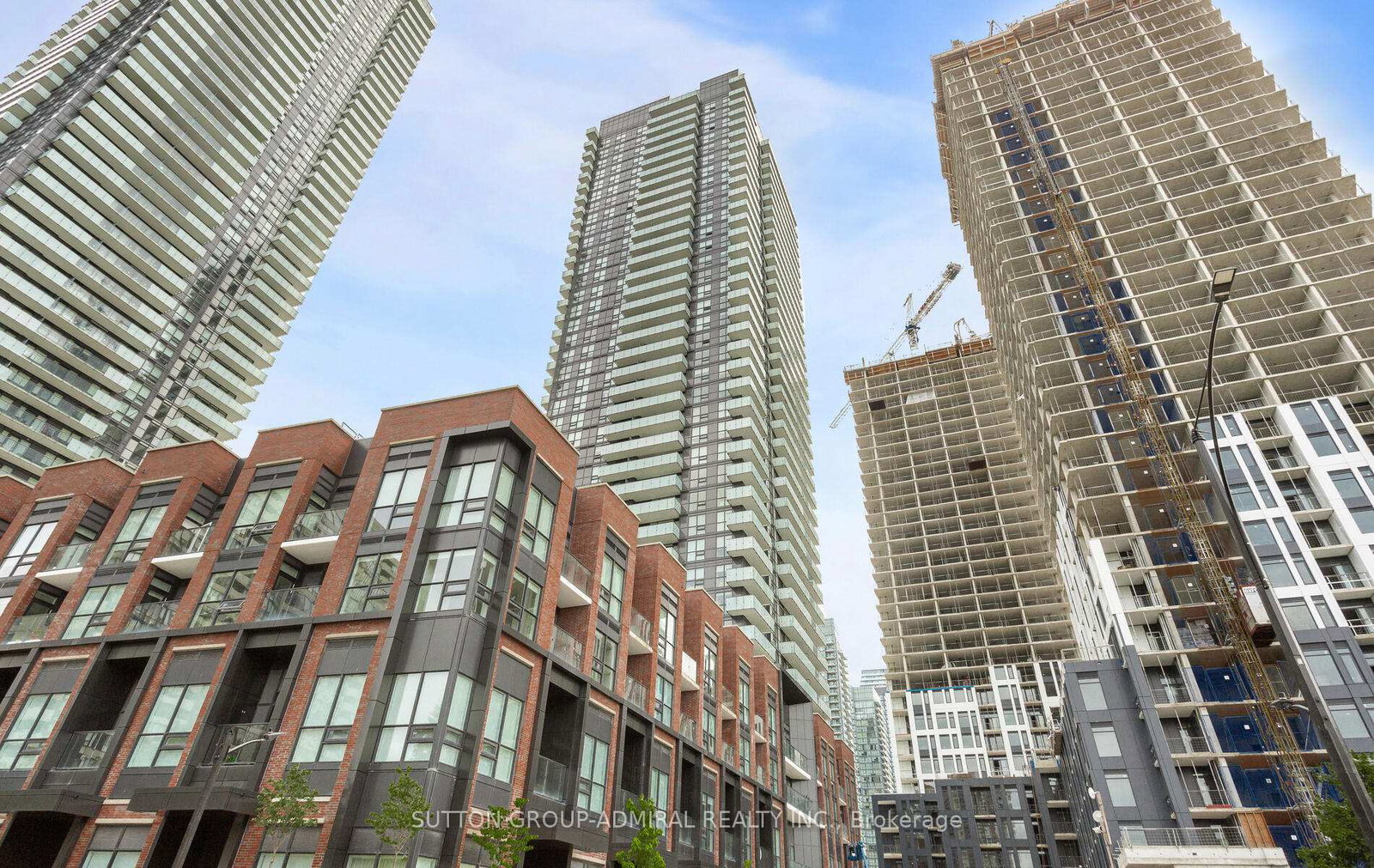 4130-parkside-village-drive-mississauga-ontario-w12492684