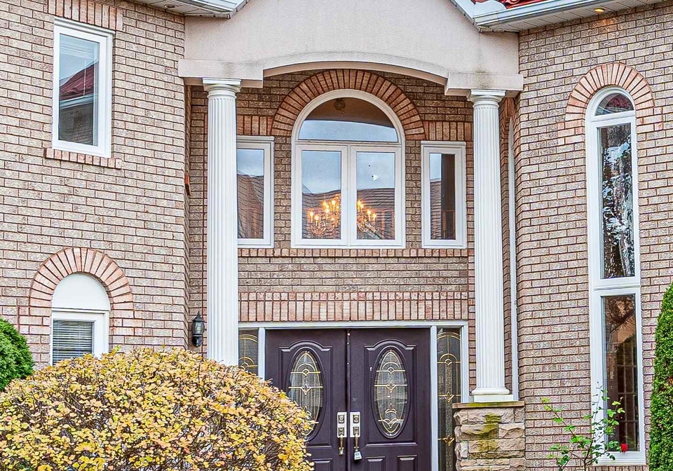 3721-trelawny-circle-mississauga-ontario-w12492736