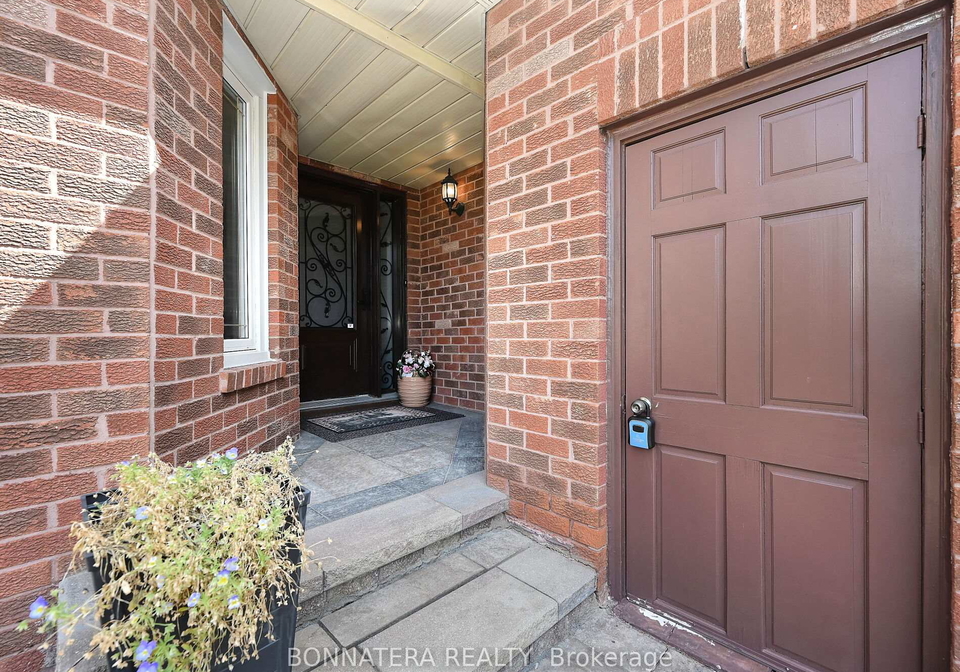 4445-guildwood-way-mississauga-ontario-w12492766