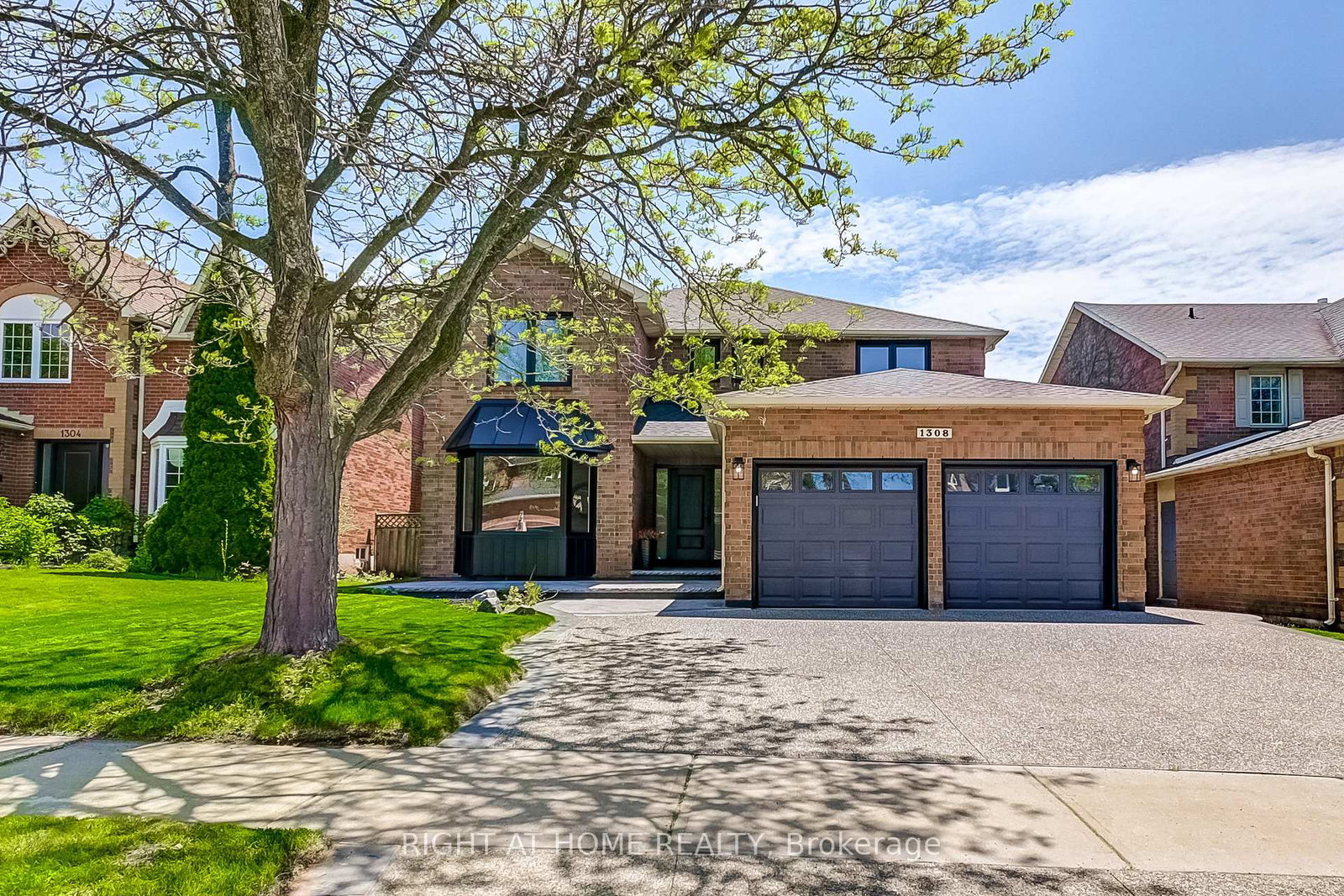 1308-fieldcrest-lane-oakville-ontario-w12493034