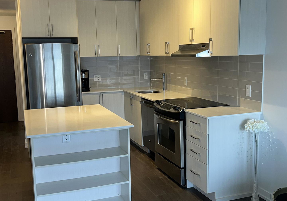 2560-eglinton-avenue-mississauga-ontario-w12493050