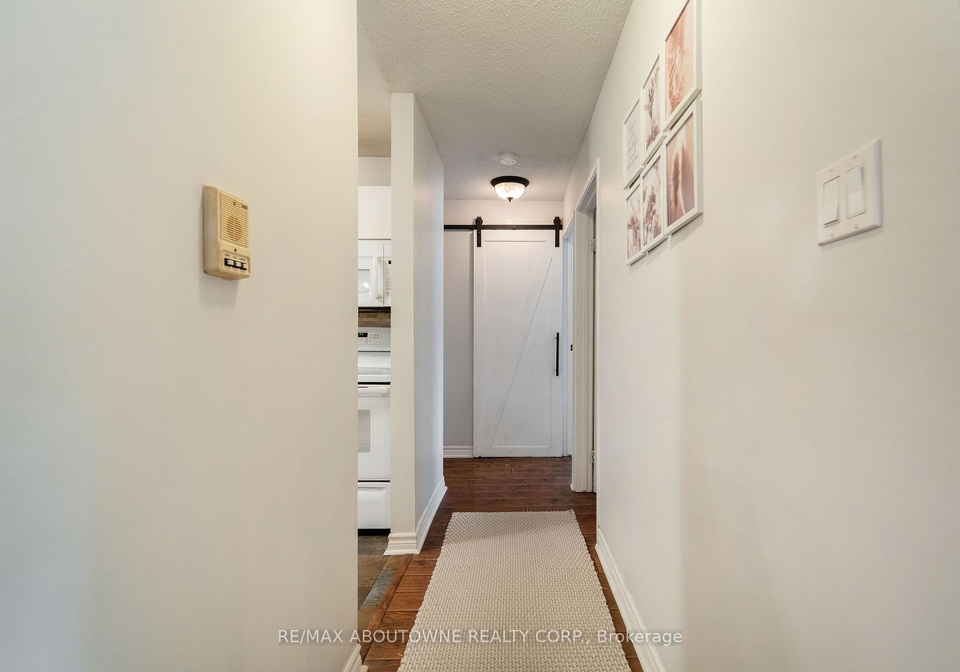 1450-glen-abbey-gate-oakville-ontario-w12493120
