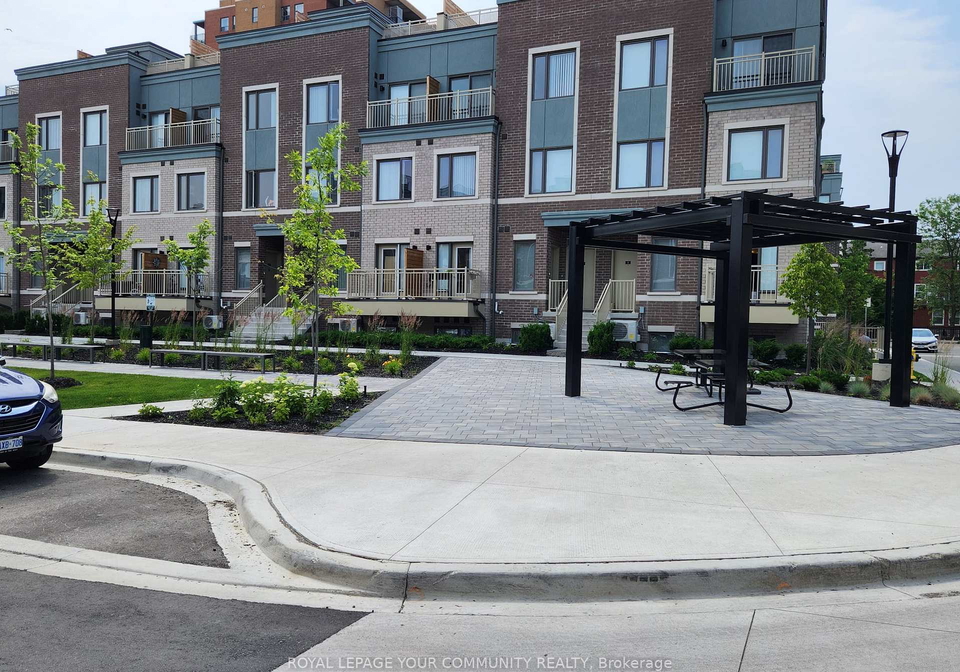10-william-jackson-way-w-etobicoke-ontario-w12493330