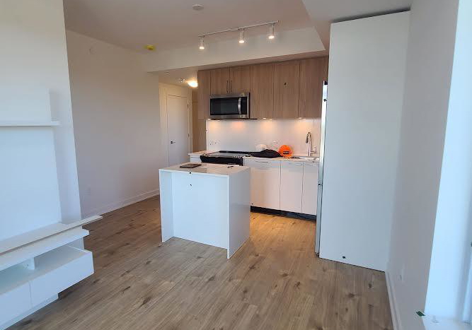 500-plains-road-e-burlington-ontario-w12493366