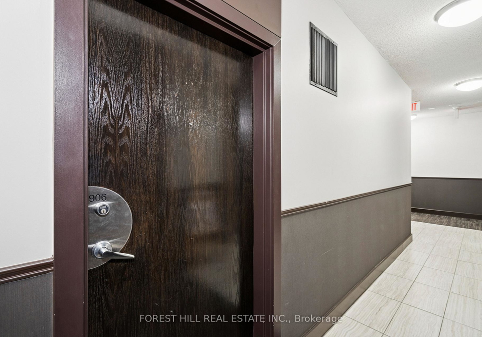 88-palace-pier-court-etobicoke-ontario-w12493380