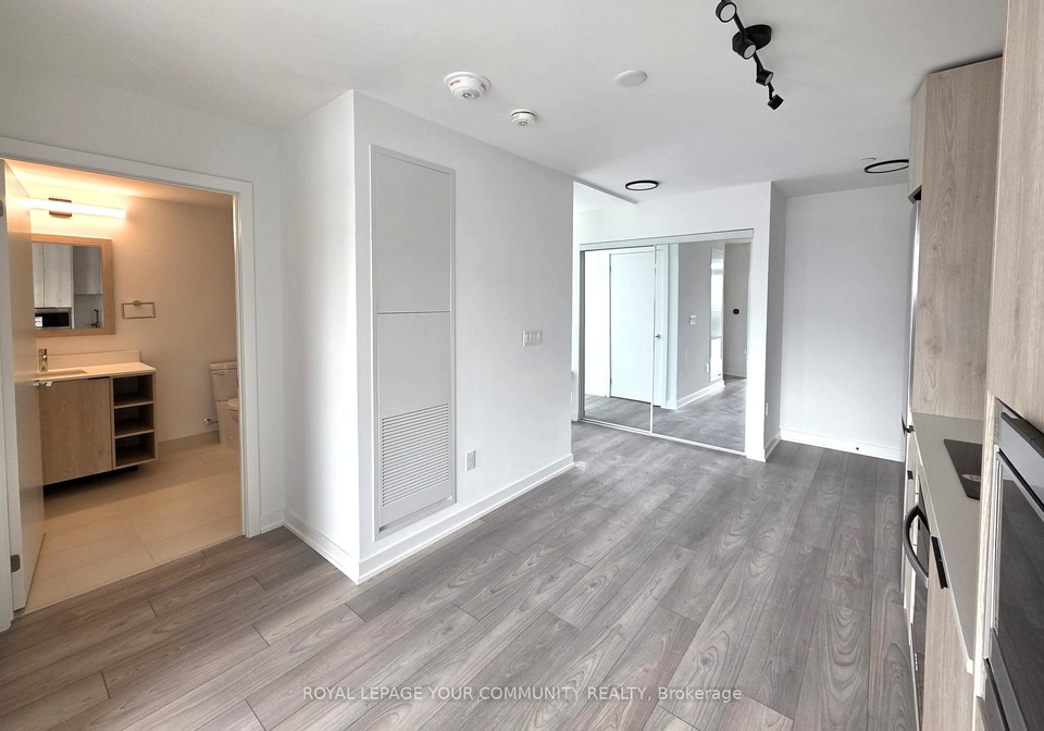 1007-the-queensway-etobicoke-ontario-w12493760