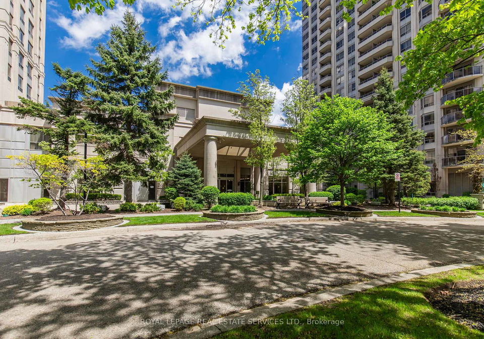 25-kingsbridge-garden-circle-mississauga-ontario-w12493802