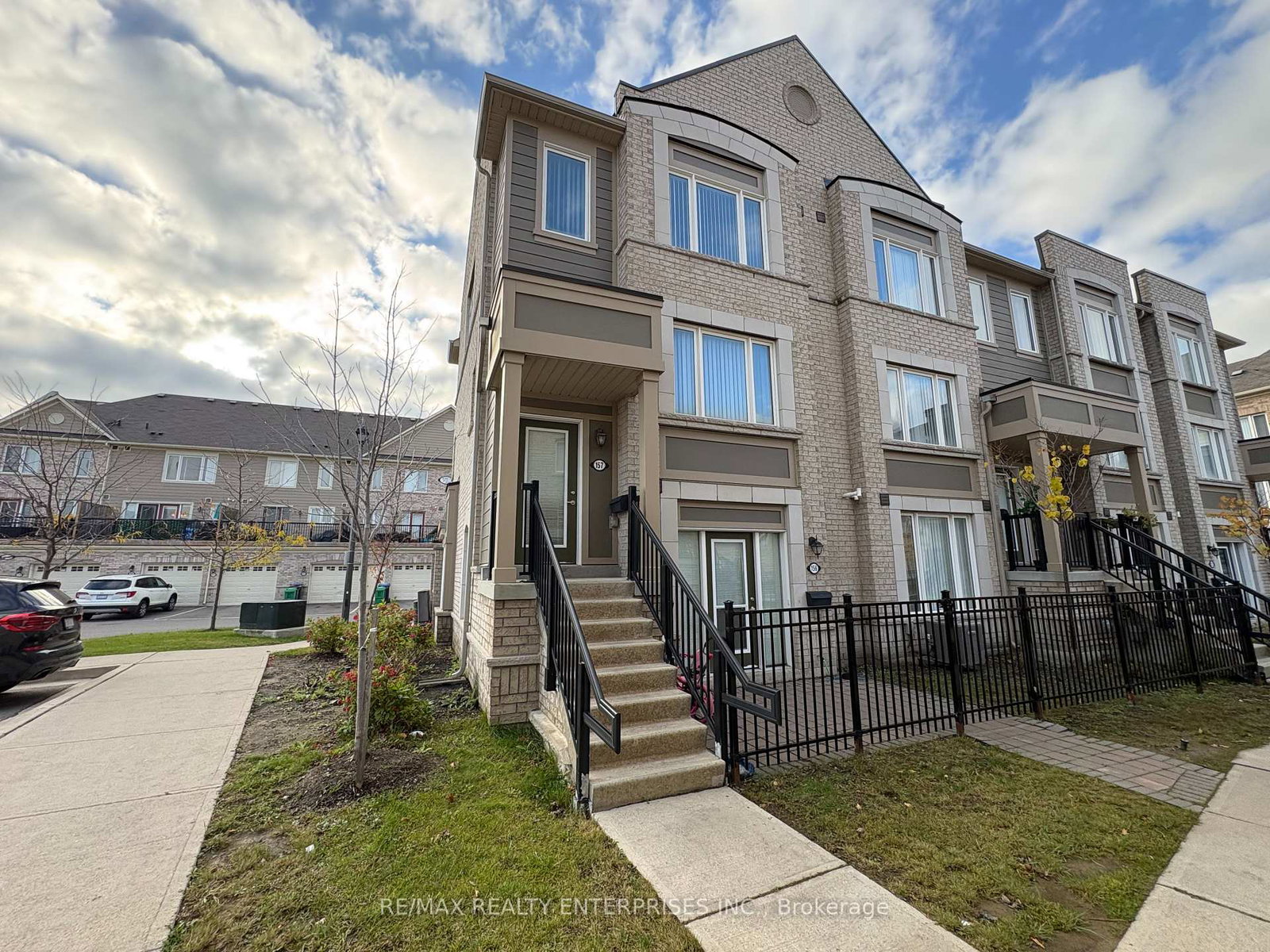 1-beckenrose-court-brampton-ontario-w12494020