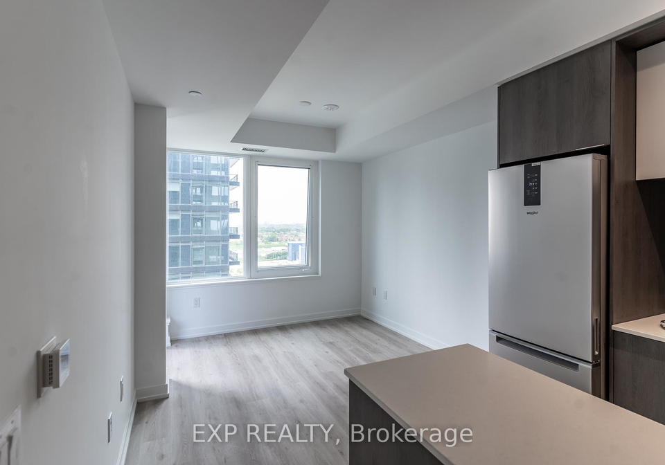 395-square-one-drive-mississauga-ontario-w12494298