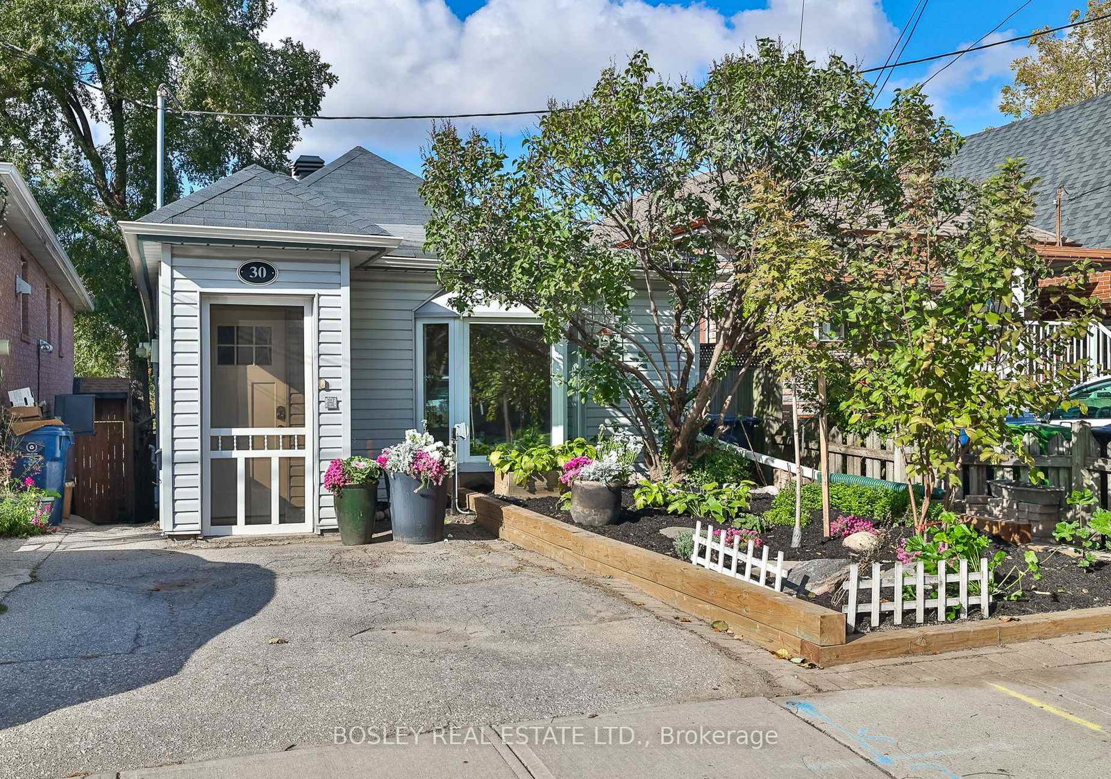 30-aileen-avenue-toronto-ontario-w12494596